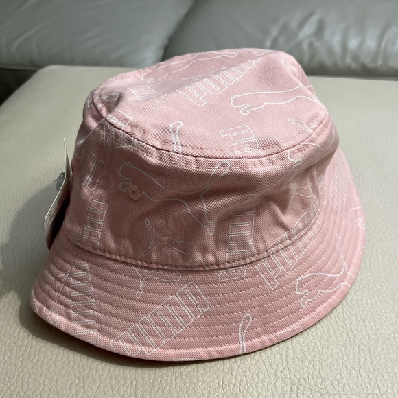 NWT - Puma Logo Bucket Hat - Picture 2 of 6